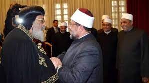 وزير الأوقاف يهنئ البابا تواضروس